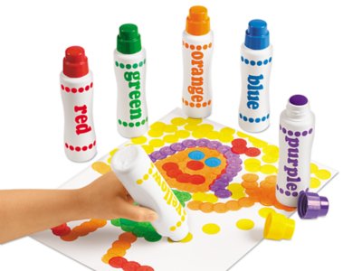 Lakeshore No-Spill Paint Cups & Brushes - Set of 6 at Lakeshore Learning