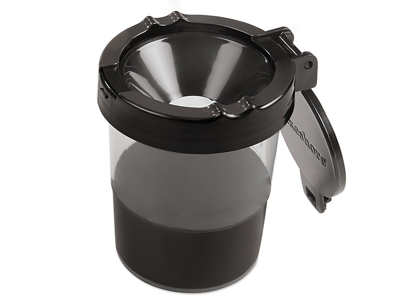Lakeshore No-Spill Paint Cup - Black at Lakeshore Learning