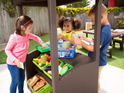 Outdoor Pretend&nbsp;& Play Market