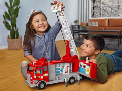 Real-Action Fire Engine at Lakeshore Learning